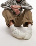 [Reebok] Reebok Club C 85 sneakers in off white 5 CREAM