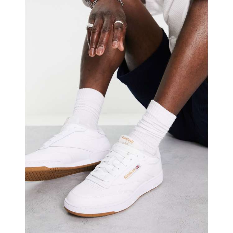 Sløset Stræbe Ledelse Reebok Club C 85 sneakers in white with gum sole | ASOS