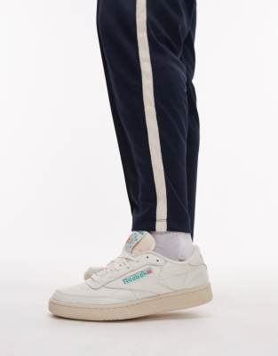 Reebok Club C 85 trainers in off white