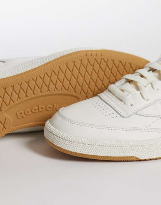 Reebok – Club C 85 – Vintage-Sneaker in Wollweiß mit Gummisohle, 3 von 5
