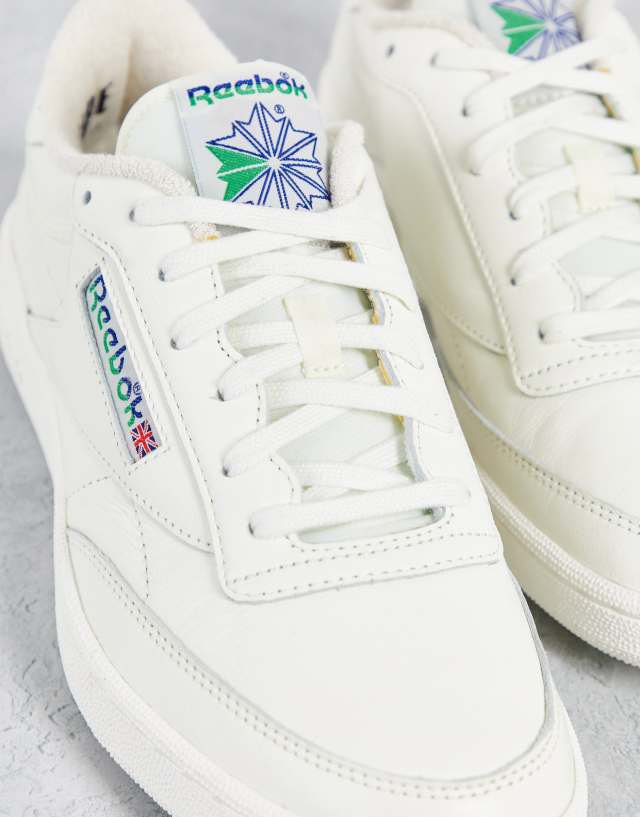 Reebok Club C 85 Vintage sneakers in chalk with towelling lining 2