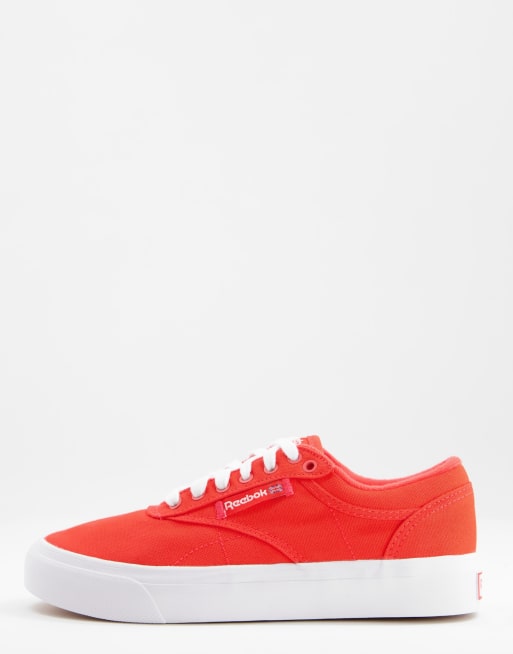 Reebok Club C Coast sneakers in red