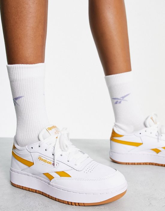 https://images.asos-media.com/products/reebok-club-c-double-sneakers-in-chalk-and-ochre/203851582-3?$n_550w$&wid=550&fit=constrain