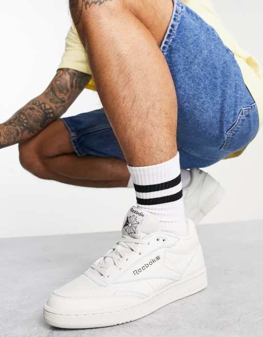 svimmelhed fusion afhængige Reebok Club C Mid ll sneakers in off white | ASOS