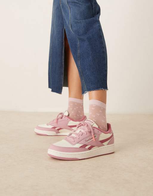 Reebok Club C Revenge II sneakers in white and pink , 4 of 5
