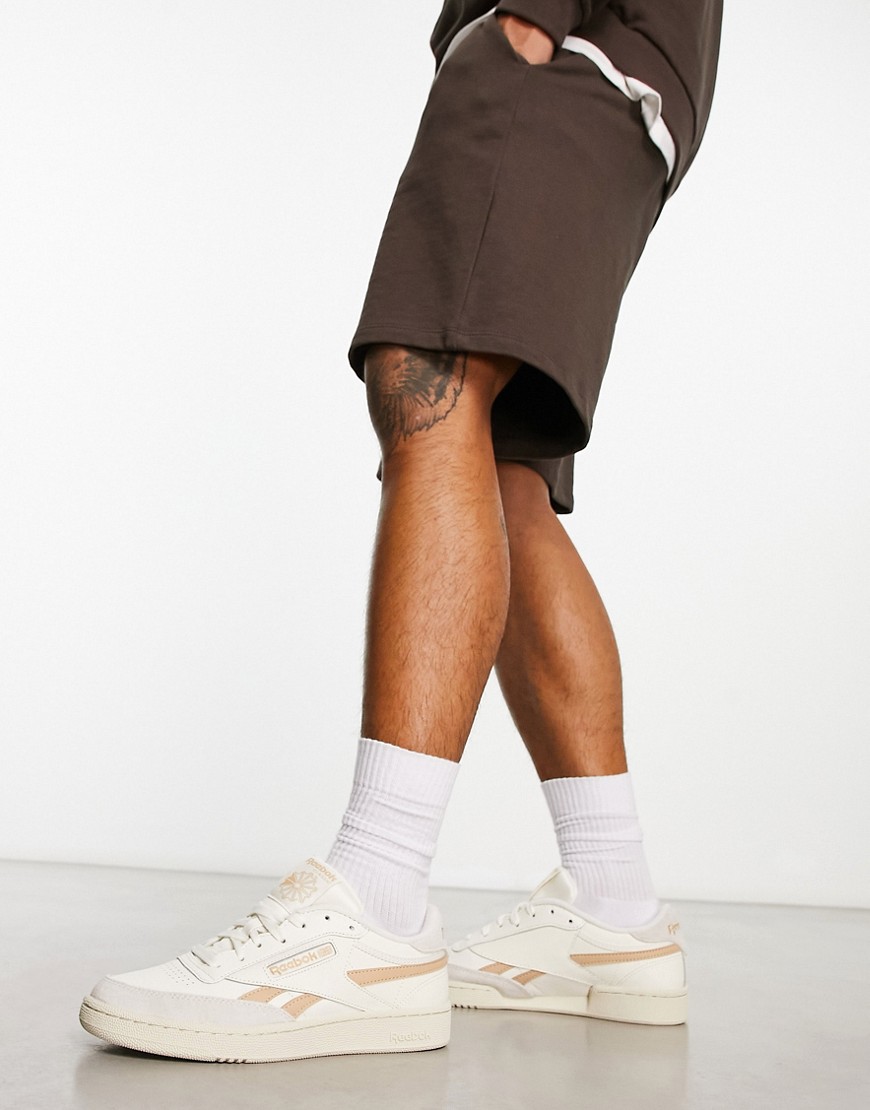 REEBOK CLUB C REVENGE SNEAKERS IN OFF-WHITE WITH BEIGE DETAIL