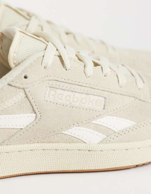 Reebok Club C Revenge trainers in beige, 3 of 5