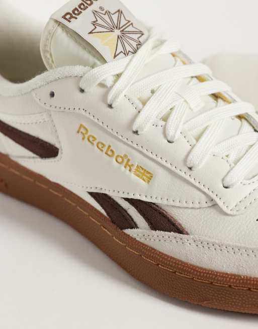Reebok Club C Revenge Vintage baskets blanches et marron avec semelle gomme, 4 de 5