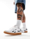 [Reebok] Reebok Club C Revenge Vintage sneakers in white and black with gum sole 3 White