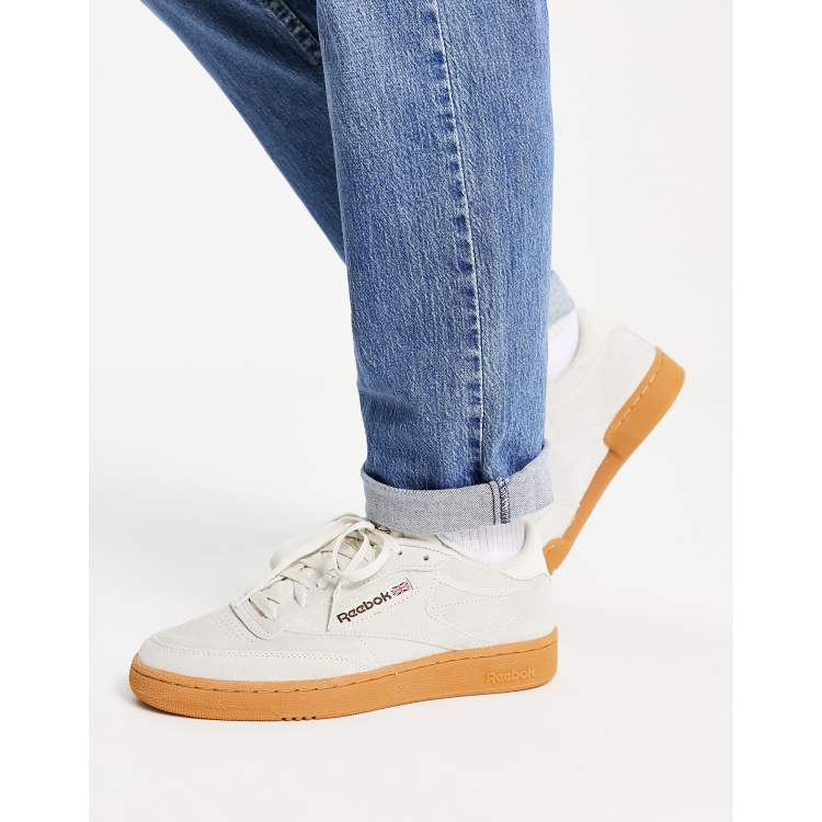 provokere finansiere telt Reebok Club C sneakers in beige with gum sole | ASOS