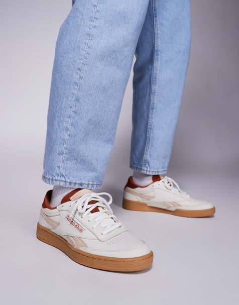 Reebok club C vintage revenge sneakers in white - view 1