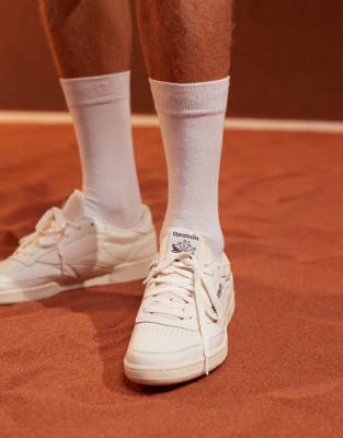 Reebok Club C Vintage Sneakers In Chalk & Brown-white