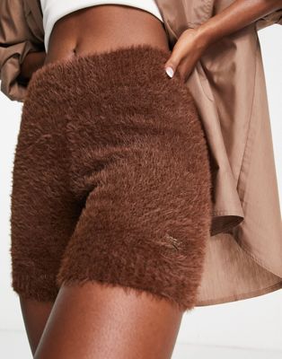 Reebok cosy fluffy legging shorts in brown - ASOS Price Checker