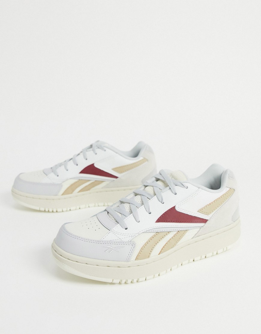 Reebok - Court Double - Sneakers in wit met gekleurde details-Grijs