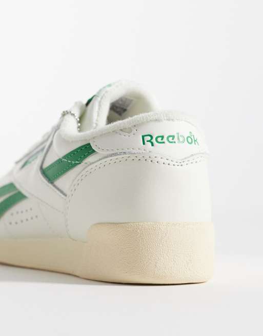 Reebok – Freestyle Lo – Damen-Sneaker in Wollweiß, 4 von 5
