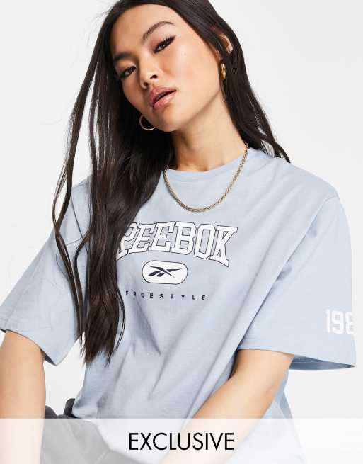 Reebok oversized t-shirt in blue |