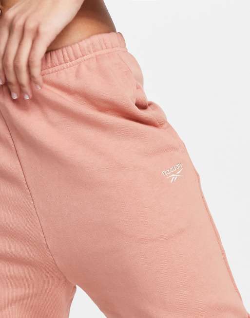 Reebok – Gemütliche Jogginghose in Rosa mit Bündchen, 2 von 4