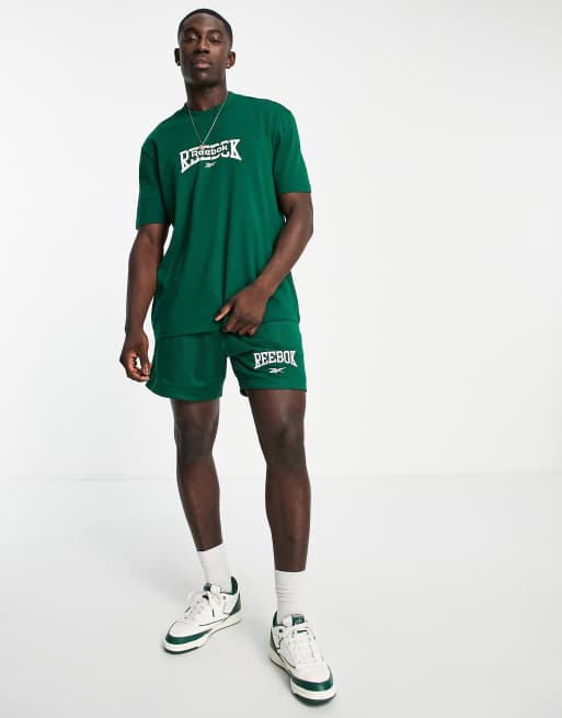 Reebok graphic logo t-shirt in green Exclusive to ASOS, 2 of 4