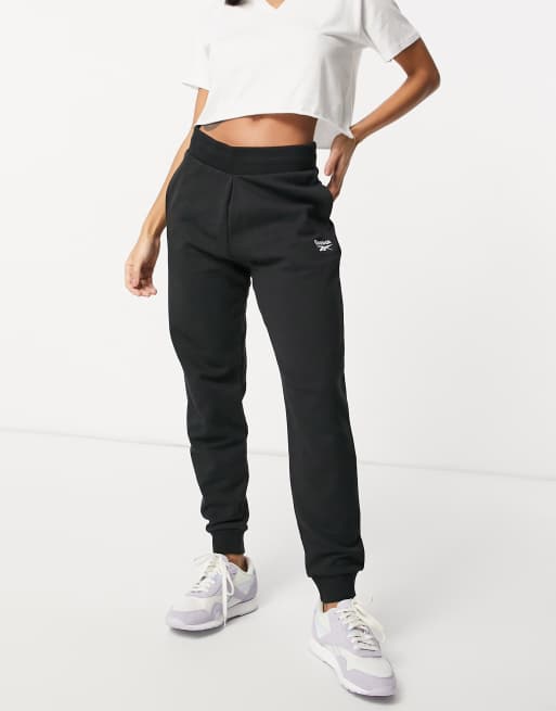 Reebok - Joggingbroek met boorden en logo in zwart