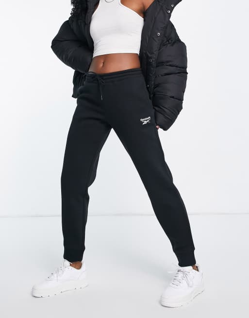 Reebok - Joggingbroek met klein logo in zwart