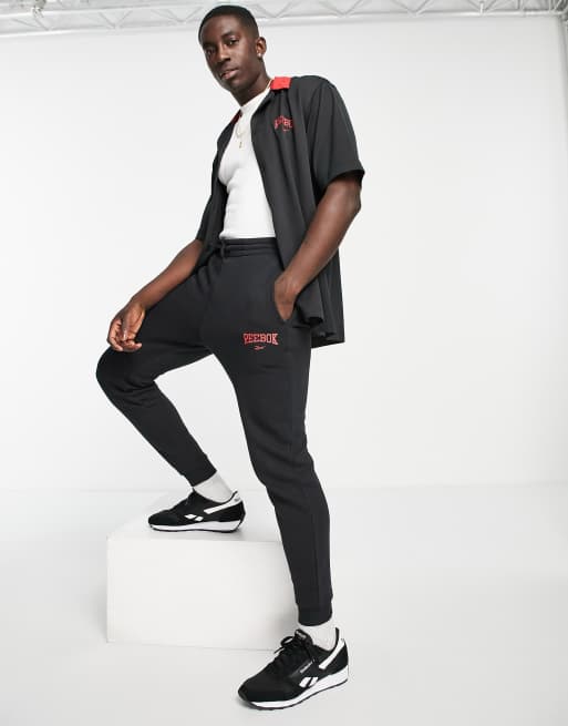 Reebok vintage logo hotsell