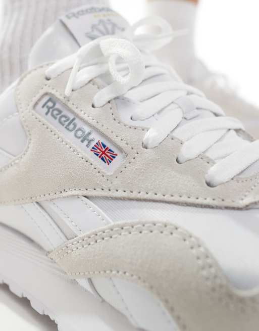 Reebok Klassische Nylon Sneaker in gebrochenem WeiB