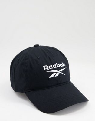 Reebok logo cap in black