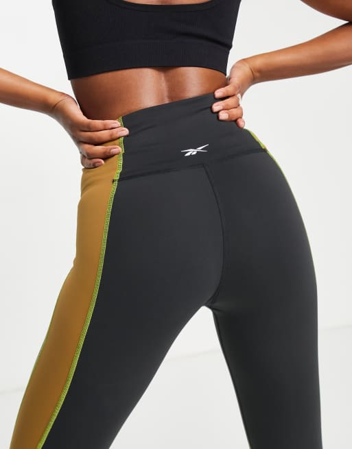 Reebok Lux leggings with colour black in black