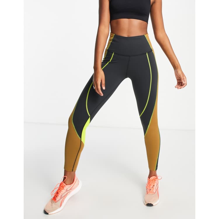 Reebok lux colour store block leggings