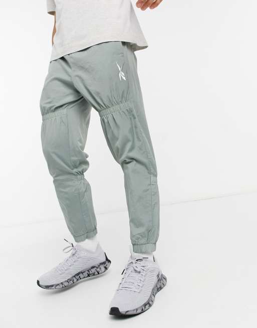 Pantalon on sale reebok kaki