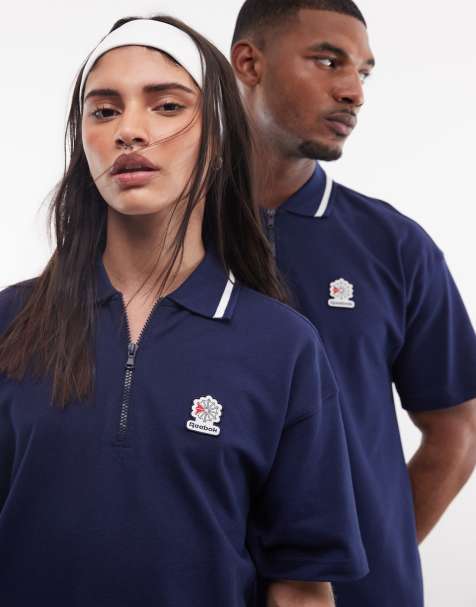 Reebok – Path – Polohemd in Marineblau mit Logo, exklusiv bei ASOS - view 1