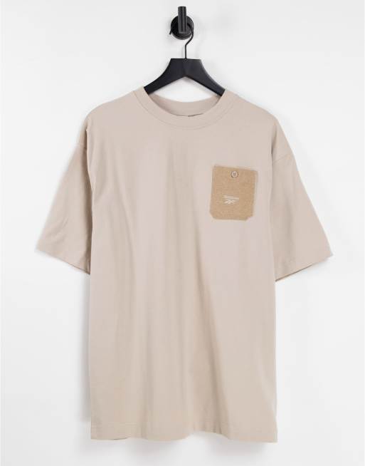 Reebok t shop shirt beige