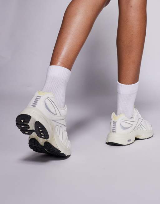 Reebok Premier Road Plus VI sneakers in white and burgundy