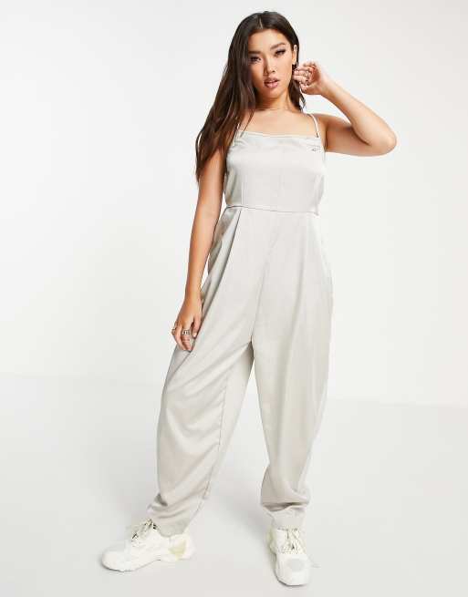 Reebok - Premium - Havrefarvet jumpsuit i satin, 4 af 4