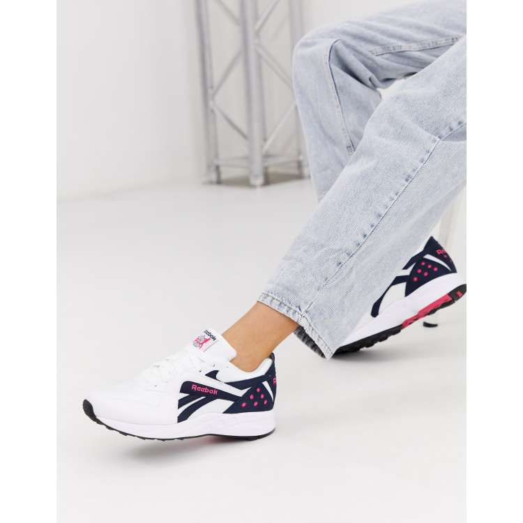 Reebok store pyro sneaker