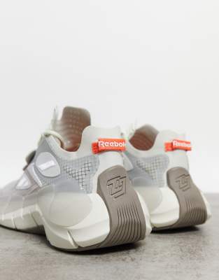 reebok disc trainers