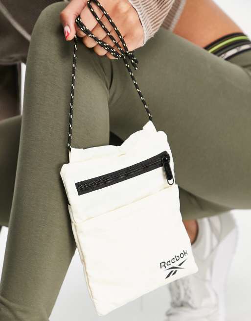 Reebok - Summer Retreat - Crossbody-taske i lysegul, 4 af 4