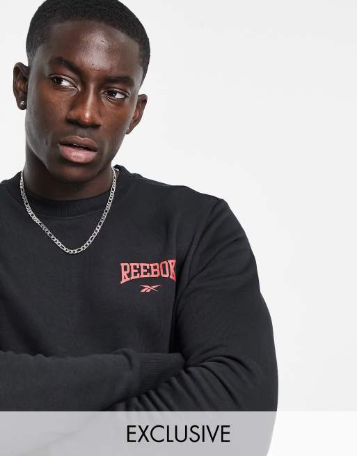 Reebok – Svart sweatshirt med vintagelogga, endast hos ASOS
