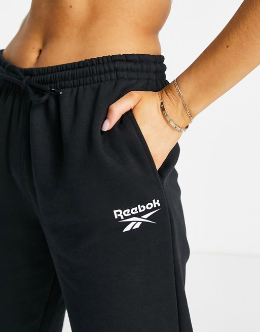 Mjukisbyxor & sweatpants från Reebok för kvinnor