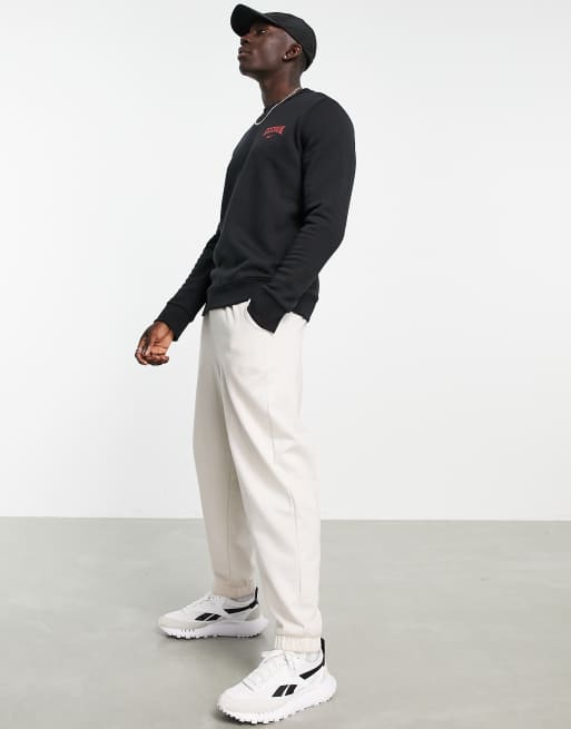 Reebok - Sweatshirt met vintage logo in zwart, exclusief bij ASOS, 4 van 4
