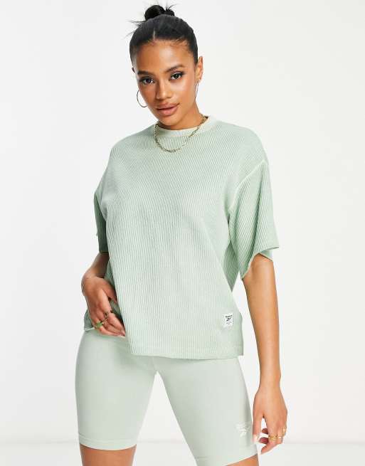 Reebok – T-Shirt in Salbeigrün mit Waffelstruktur - LGREEN