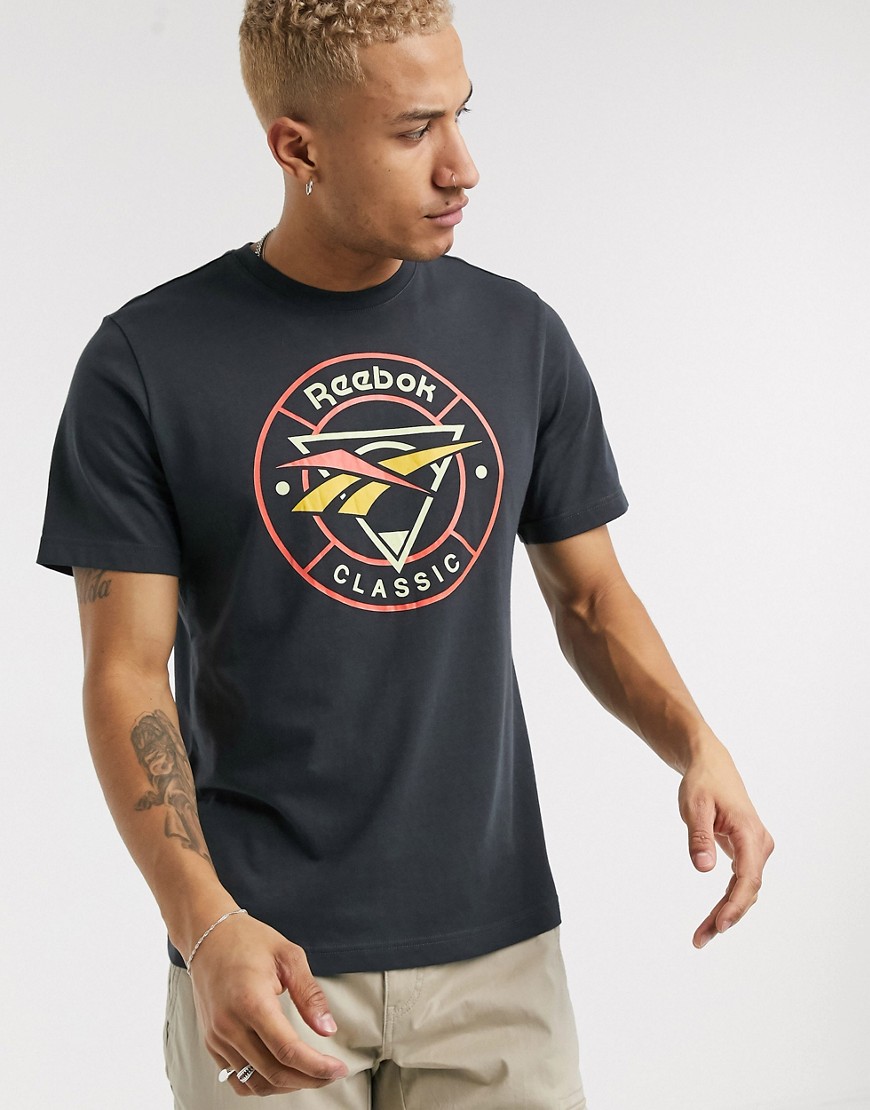 Reebok - T-shirt met logoprint in grijs