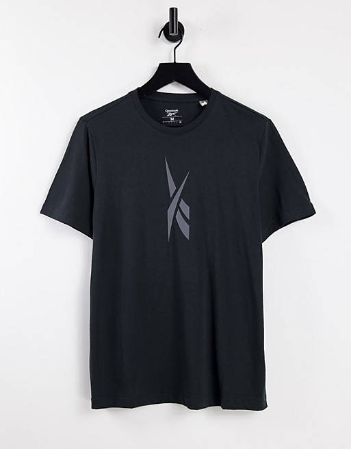 Reebok t-shirt with large central logo in black