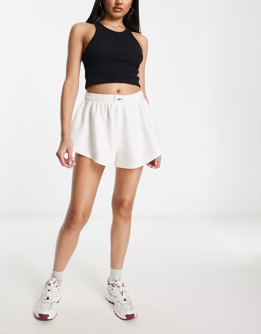 Reebok terry shorts in off white - WHITE