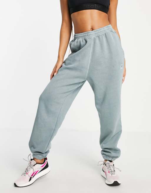 Reebok trackies in powder blue - MBLUE | ASOS