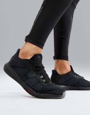 Reebok Training astroride flex trainers in triple black cn2586 | ASOS