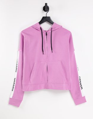 reebok training essentials linear logo
