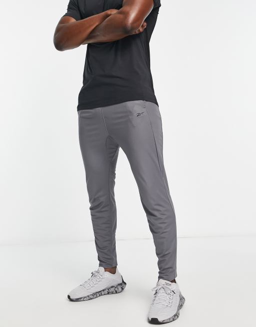 Reebok Training - Gebreide legging in grijs  