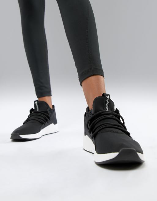 Reebok Training Guresu Sneakers In Black