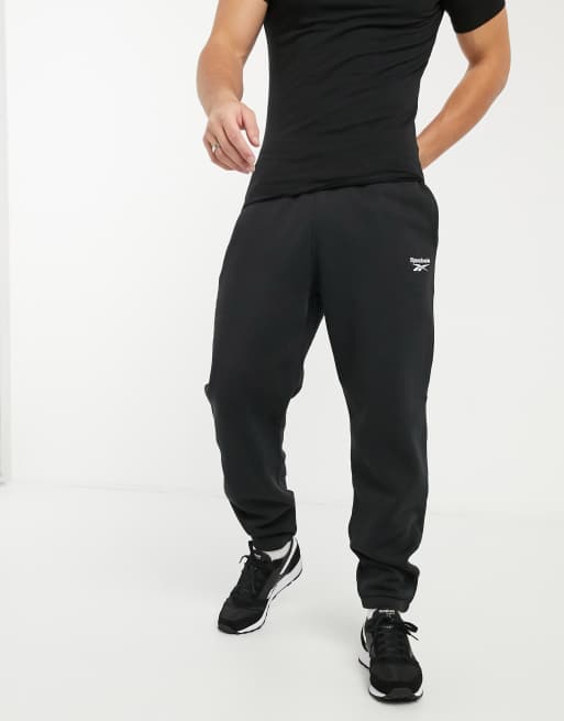 Reebok training sale joggers